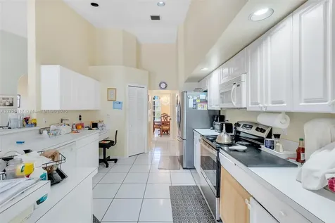 5104 NW 67th Avenue Lauderhill FL 33319