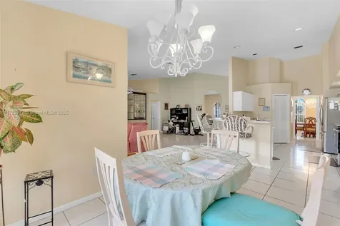 5104 NW 67th Avenue Lauderhill FL 33319