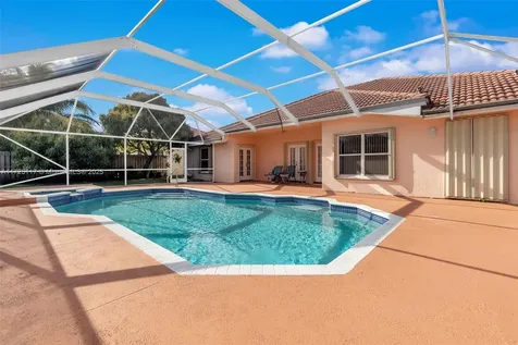 5104 NW 67th Avenue Lauderhill FL 33319