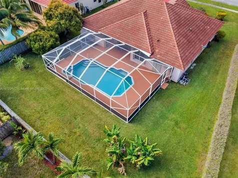 5104 NW 67th Avenue Lauderhill FL 33319