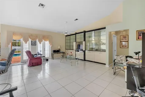5104 NW 67th Avenue Lauderhill FL 33319