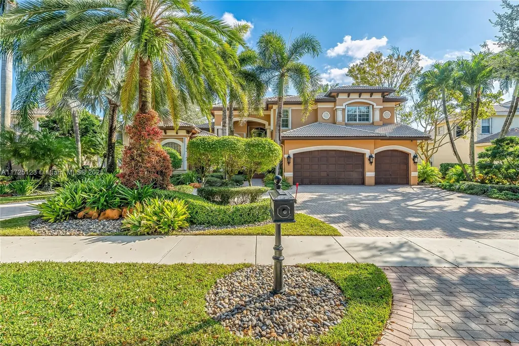 2900 W Lake Vista Circle Davie FL 33328