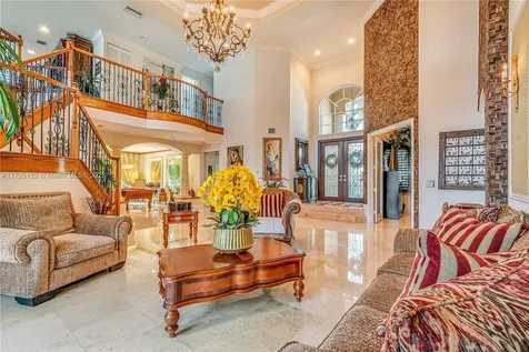 2900 W Lake Vista Circle Davie FL 33328