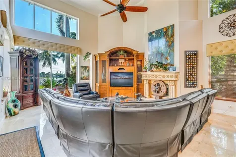 2900 W Lake Vista Circle Davie FL 33328