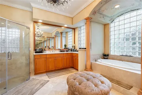 2900 W Lake Vista Circle Davie FL 33328