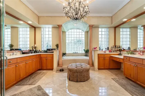 2900 W Lake Vista Circle Davie FL 33328