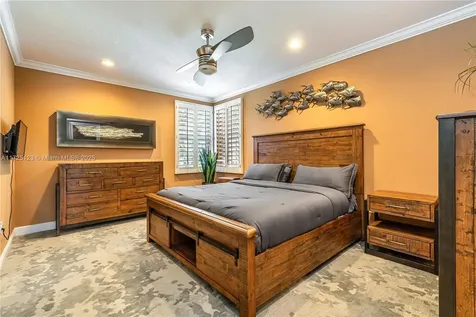 2900 W Lake Vista Circle Davie FL 33328