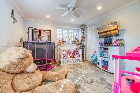 2900 W Lake Vista Circle Davie FL 33328