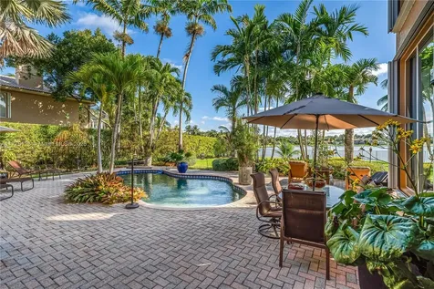 2900 W Lake Vista Circle Davie FL 33328