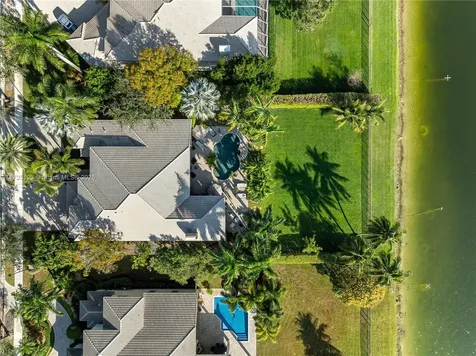 2900 W Lake Vista Circle Davie FL 33328