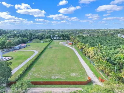 2269 SW 127th Avenue Davie FL 33325