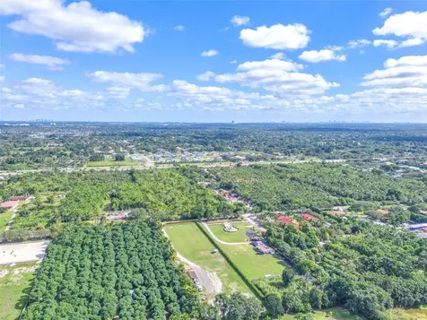 2269 SW 127th Avenue Davie FL 33325