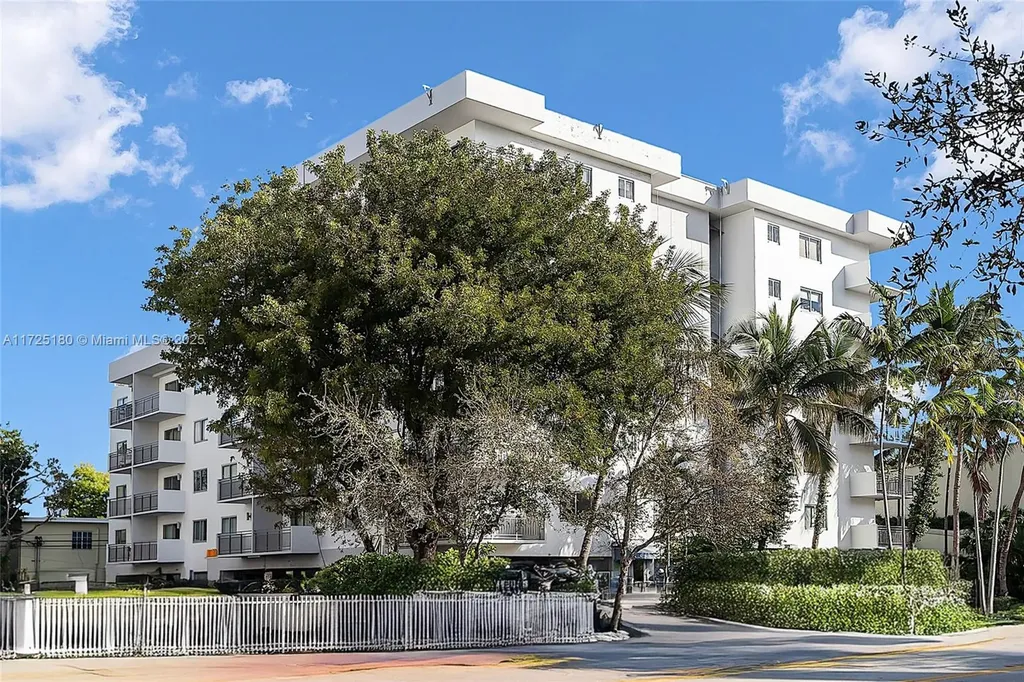 1025 Alton Road Miami Beach FL 33139