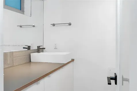 1025 Alton Road Miami Beach FL 33139
