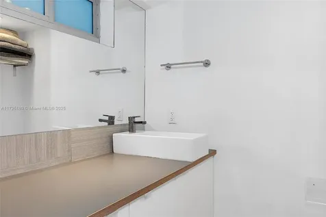 1025 Alton Road Miami Beach FL 33139