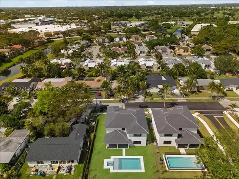15875 SW 90th Avenue Palmetto Bay FL 33157