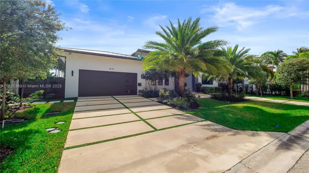 3230 NE 59th Street Fort Lauderdale FL 33308