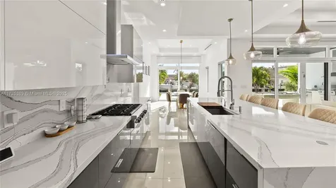 3230 NE 59th Street Fort Lauderdale FL 33308