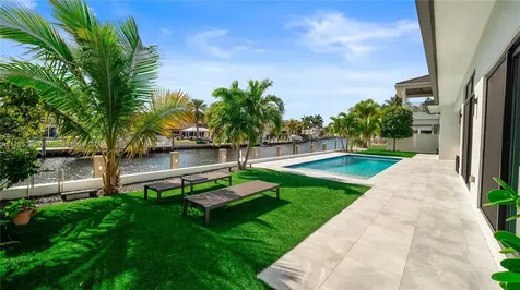 3230 NE 59th Street Fort Lauderdale FL 33308