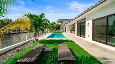 3230 NE 59th Street Fort Lauderdale FL 33308