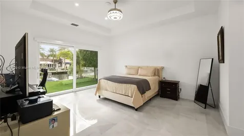 3230 NE 59th Street Fort Lauderdale FL 33308