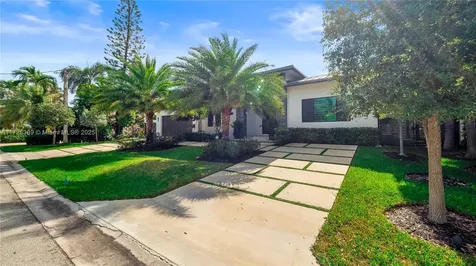 3230 NE 59th Street Fort Lauderdale FL 33308