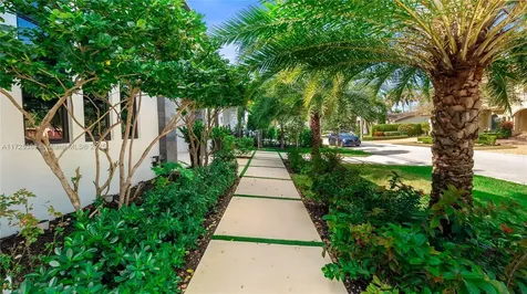 3230 NE 59th Street Fort Lauderdale FL 33308