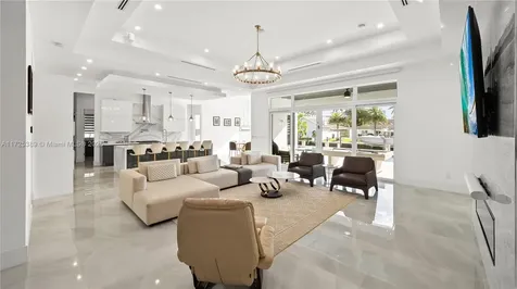 3230 NE 59th Street Fort Lauderdale FL 33308