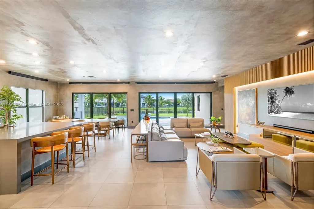 8853 New River Falls Road Boca Raton FL 33496