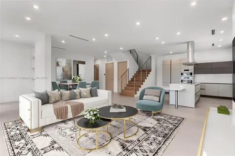 724 SW 8th Way Fort Lauderdale FL 33315