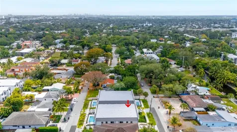 724 SW 8th Way Fort Lauderdale FL 33315