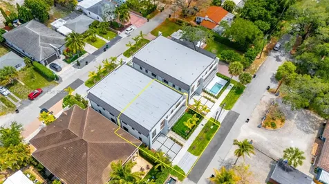 724 SW 8th Way Fort Lauderdale FL 33315