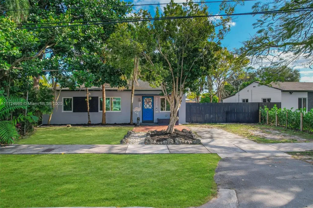 3225 SW 75th Court Miami FL 33155