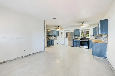 3225 SW 75th Court Miami FL 33155