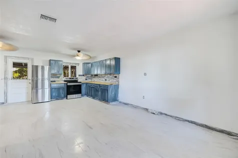 3225 SW 75th Court Miami FL 33155