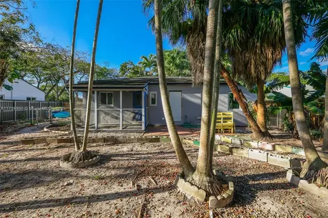 3225 SW 75th Court Miami FL 33155
