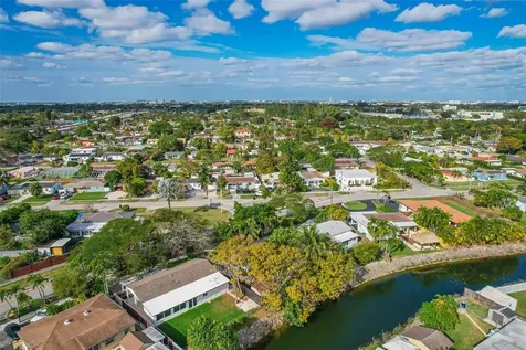 3225 SW 75th Court Miami FL 33155