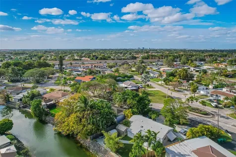 3225 SW 75th Court Miami FL 33155