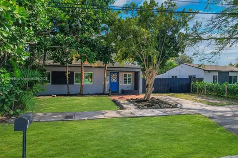 3225 SW 75th Court Miami FL 33155