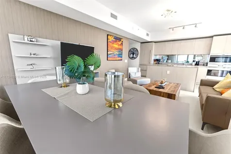 4111 S Ocean Drive Hollywood FL 33019