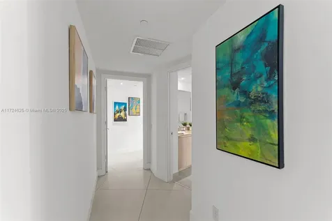 4111 S Ocean Drive Hollywood FL 33019