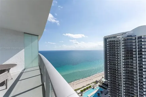 4111 S Ocean Drive Hollywood FL 33019