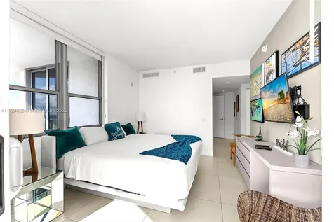 4111 S Ocean Drive Hollywood FL 33019