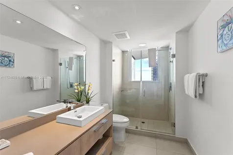 4111 S Ocean Drive Hollywood FL 33019