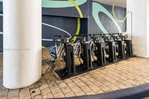 4111 S Ocean Drive Hollywood FL 33019