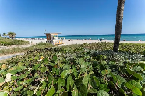 4111 S Ocean Drive Hollywood FL 33019
