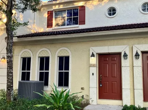 2143 SW 99th Way Miramar FL 33025