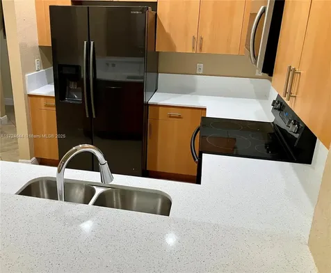 2143 SW 99th Way Miramar FL 33025