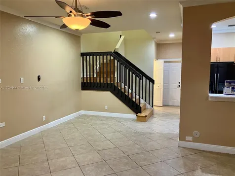 2143 SW 99th Way Miramar FL 33025