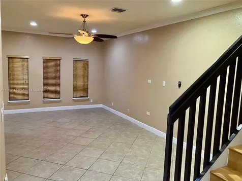 2143 SW 99th Way Miramar FL 33025
